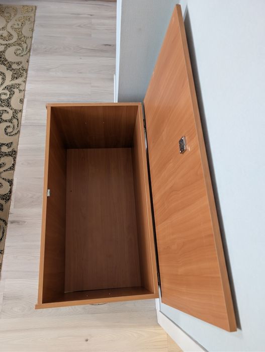 Вместительный сундук для хранения вещей