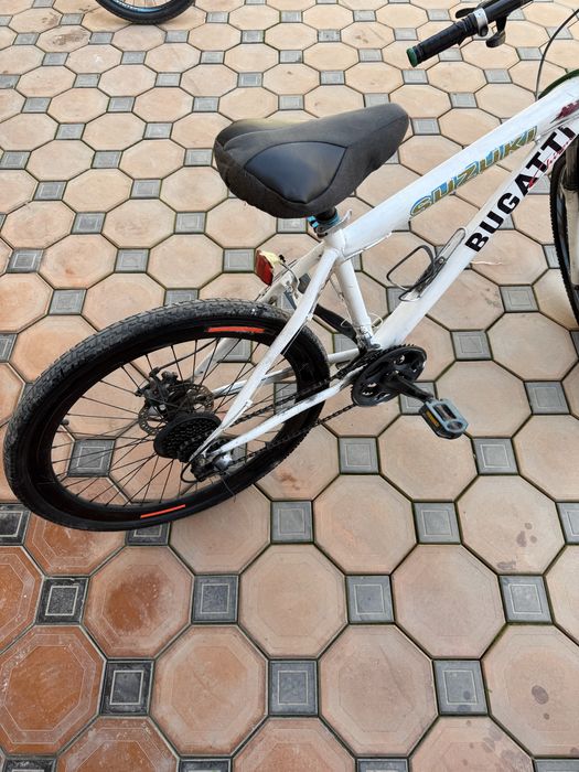 Велосипед Бугатти сотилади зур холатда