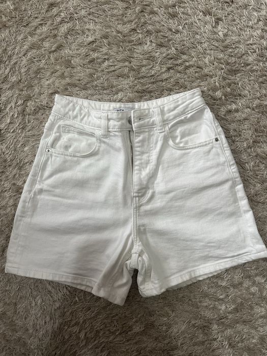 Къси дънкови панталони