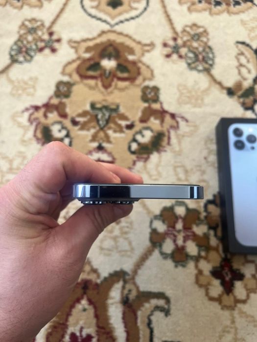 Продам айфно 13 про макс