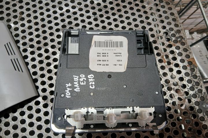 Lampa plafon fata 9225487 9225487 BMW Seria 3 E90 (facelift)