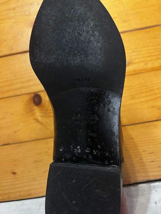Обувки с висок дебел ток и боти 38н. И нисък ток Prada -37,1/3 - 20