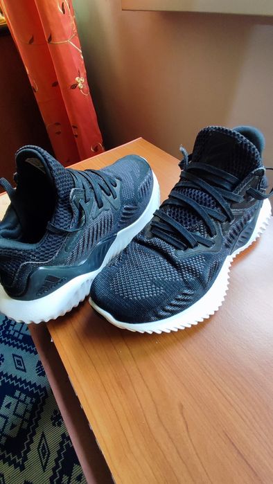 Adidași Adidas AlphaBOUNCE Beyond , talpa Continental, impecabili mărimea 36.