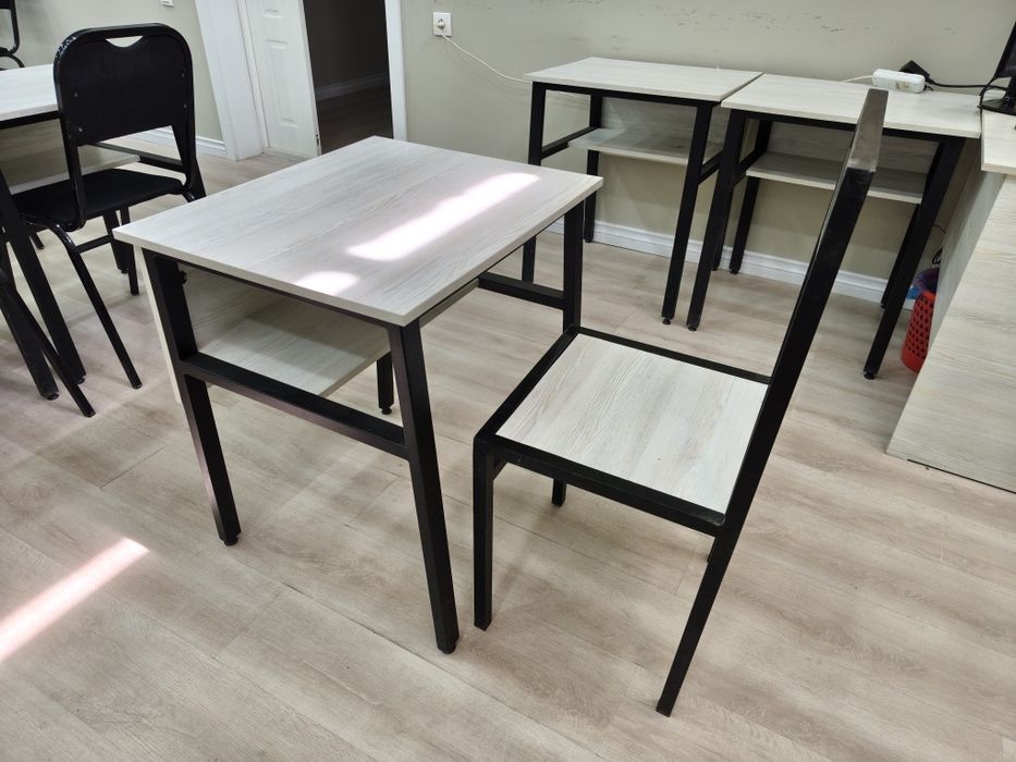 Stol stul 10 ta kamplekt