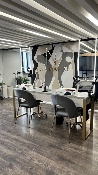 Masă manichiură dubla profesională cu aspirator încorporat