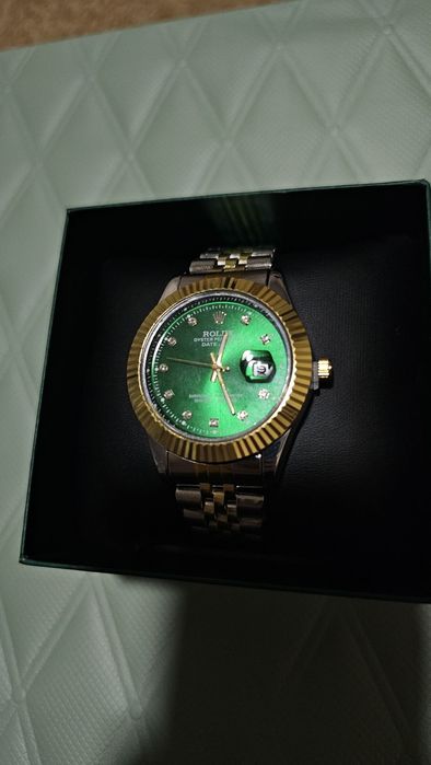 Erkaklar soati $ SOTILADI!! Holati zor "-"