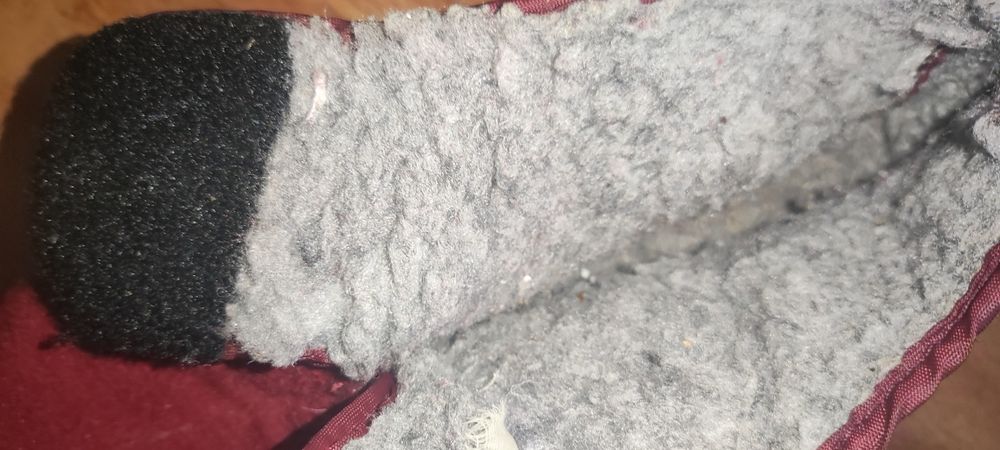 Тапочки теплые 32 р.на крепкой подошве закрытые. Юнусабад