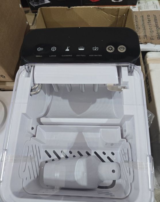 Машина за лед (ледогенератор)