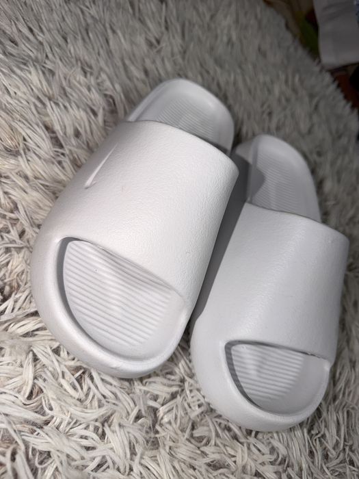 Papuci Nike de dama 37