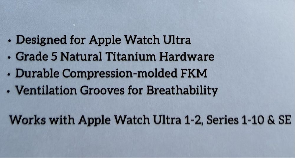 Продавам каишка за Apple Watch NOMAD Rocky Point