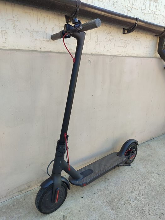 Электросамокат Xiaomi M365