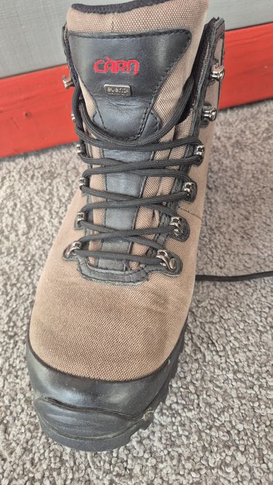 Carn bocanci barbati