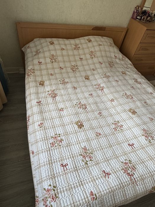 Продается спальный гарнитур б/у — 30 000 ₸, торг