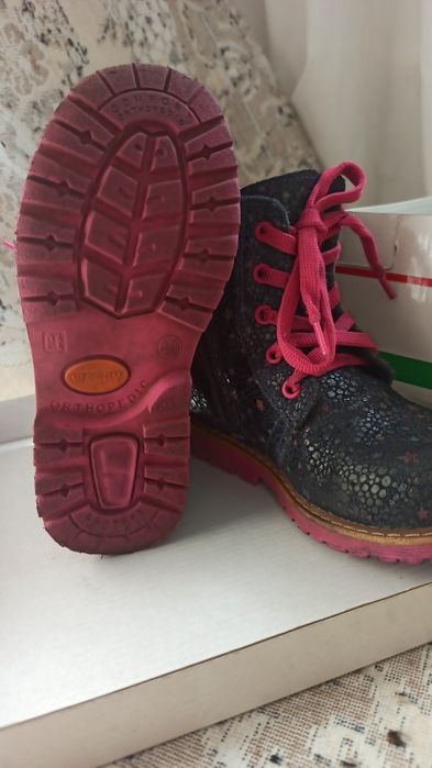 Кожаные ботиночки 28 размер.