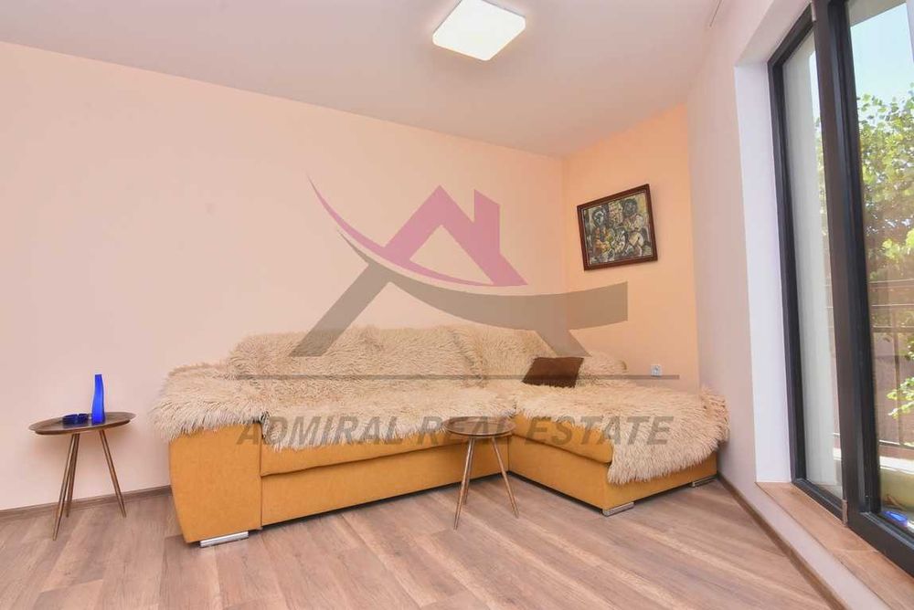 Дава се под наем Четиристаен апартамент в Варна, ВИНС - 110 кв.м за 1300 € - Снимка #1