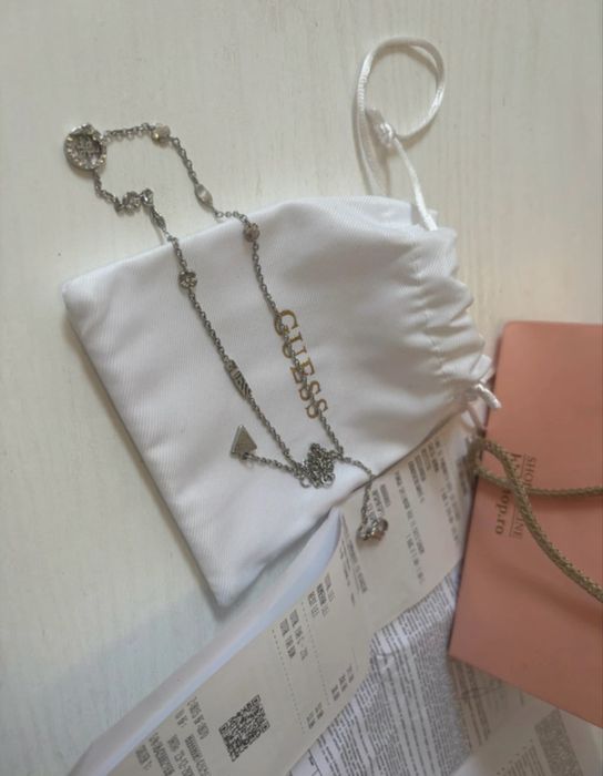 Lanț și pandantiv cu cristale Guess Woman