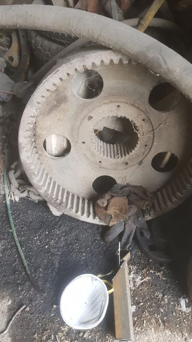 продам на запчасти