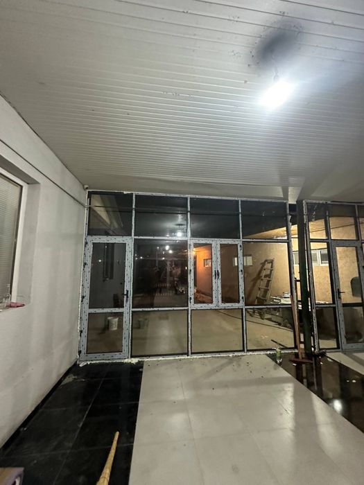 Окна двери витражи