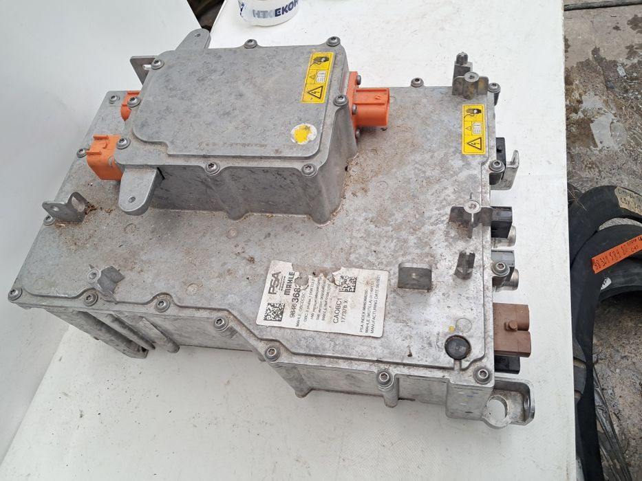 Модул инвертур входящо зарядно Mahle