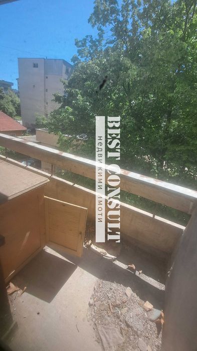 Продава се Тристаен апартамент в Русе, Център - 91 кв.м за 1099 €/кв.м - Снимка #7