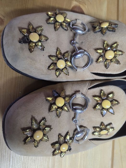 Дамски обувки с токчета. Valentino;Armani, Gucci