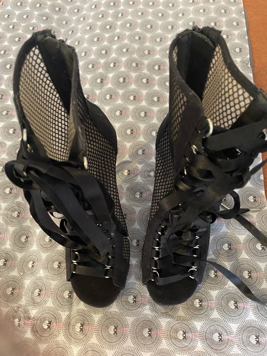 Steve Madden 36 номер обувки