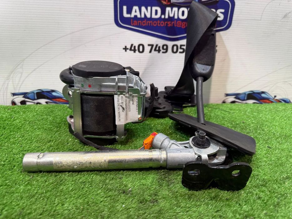 CENTURA SIGURANTA FATA DREAPTA RENAULT MEGANE III B95 1.6 DIESEL 2014 COD OEM 868840008R 2008-2016