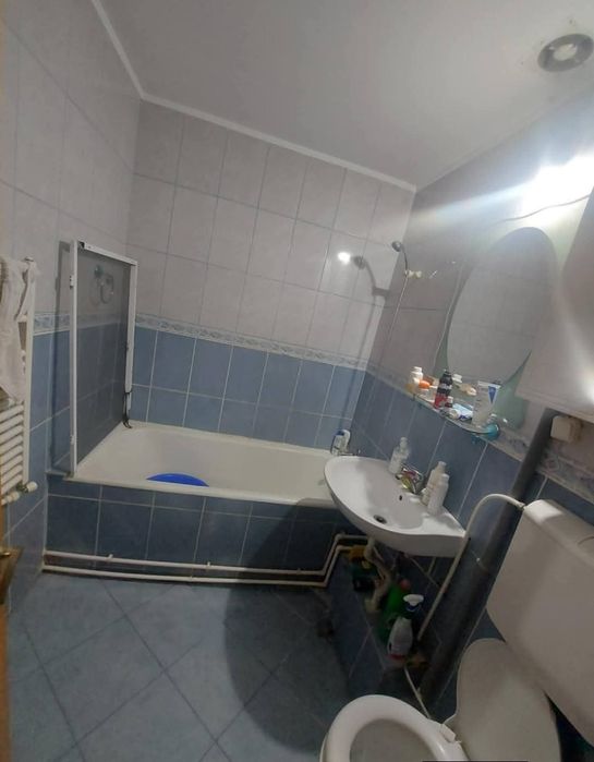 Apartament 2 camere,Icfrimu,:300euro/luna