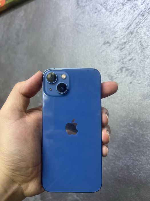 В продаже айфон 13 256гб