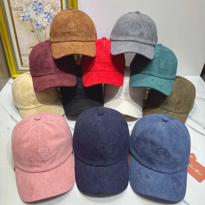 Шапки Loro Piana