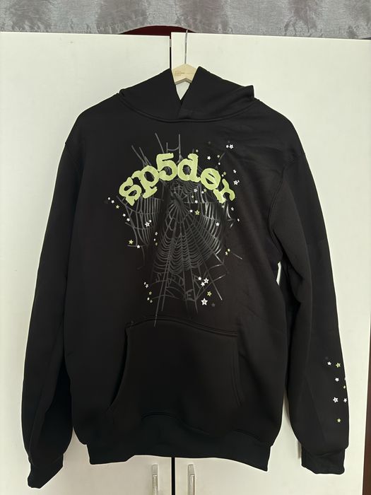 Spider екип, Оригинално Nike горнище, Zara официален панталон, тениска