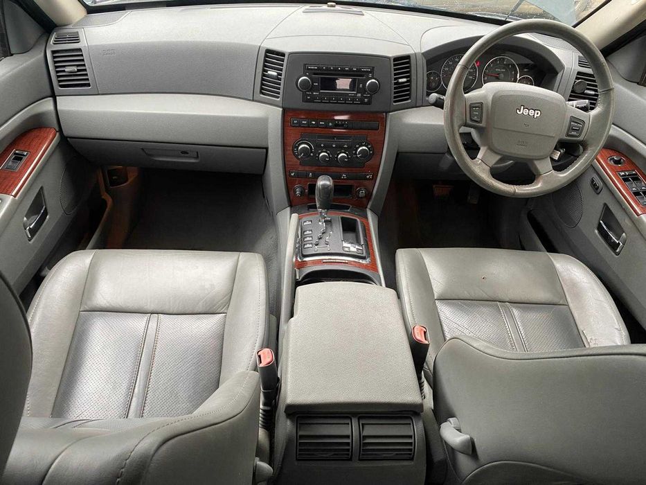 Dezmembrez JEEP GRAND CHEROKEE 3.0 v6 om 642/bara jeep/far jeep/stop/