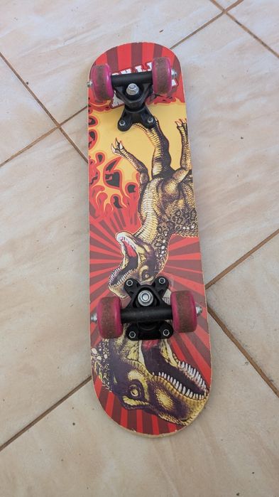 Skateboard t-rex attack