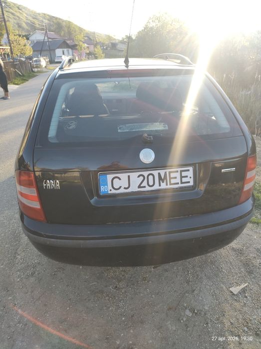 VÎND SCODA FABIA  stare foarte buna