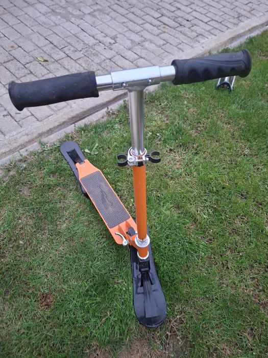 Trotineta pemtru zapada