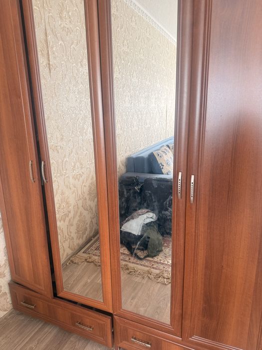 Шкаф для одежды.