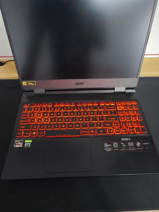 Laptop gaming Acer nitro 5