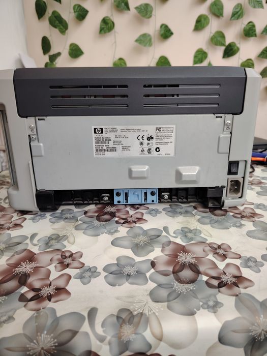 HP lastjet qora oq printer sotiladi