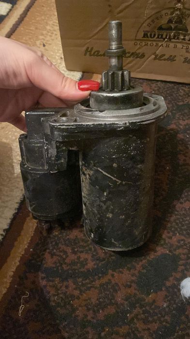 Продам стартер и генератор от гольфа 3