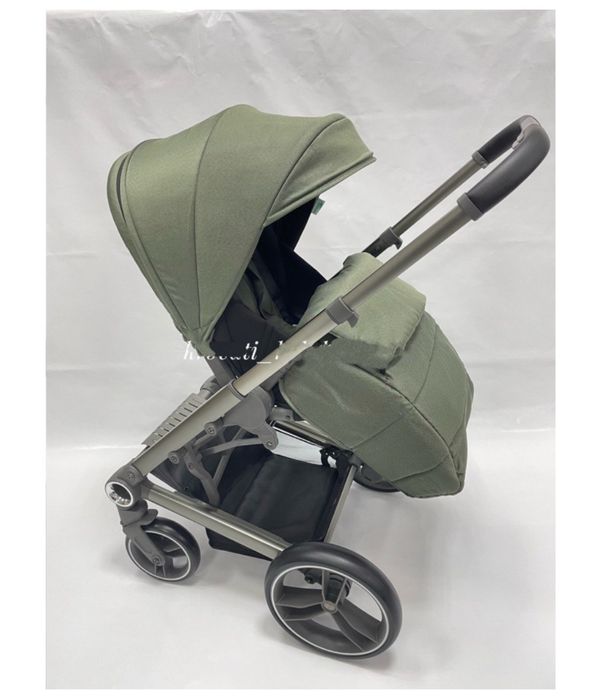 Продам коляску 2 в 1