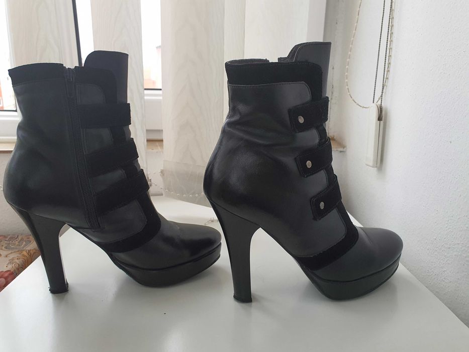 Botine din piele naturală