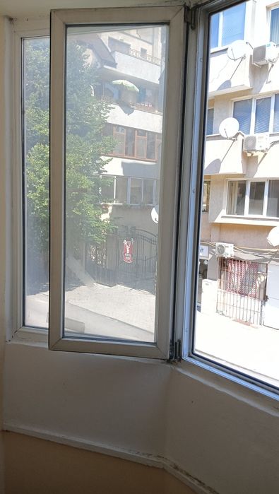 Дава се под наем Двустаен апартамент в Варна, ХЕИ - 60 кв.м за 408 € - Снимка #3