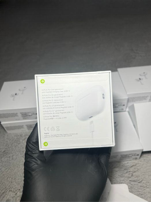 *Noi* Airpods Pro 2 USB-C