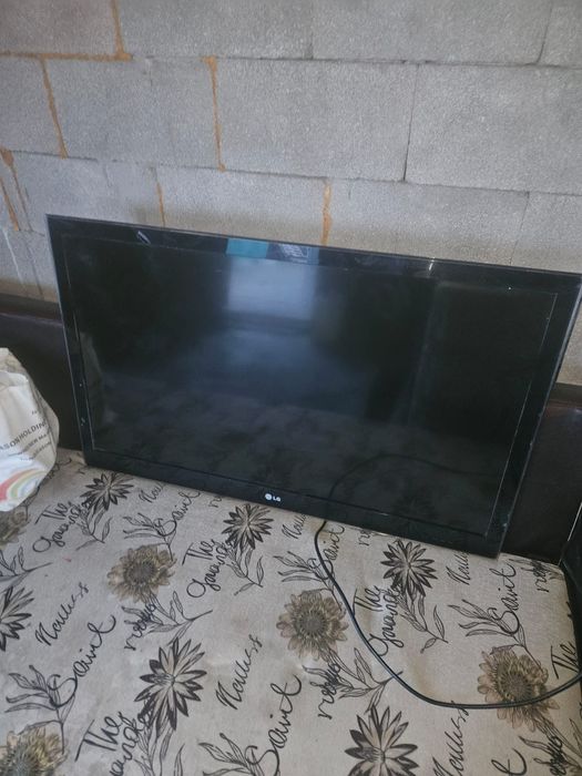 Телевизор LG б/у