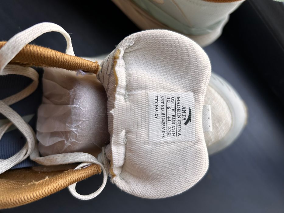 Anta кроссовки  44 размер