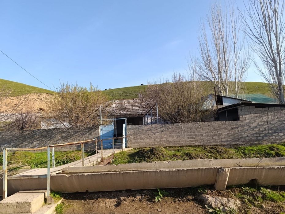 Дом В бостанлыльском районе с средним ремонтом