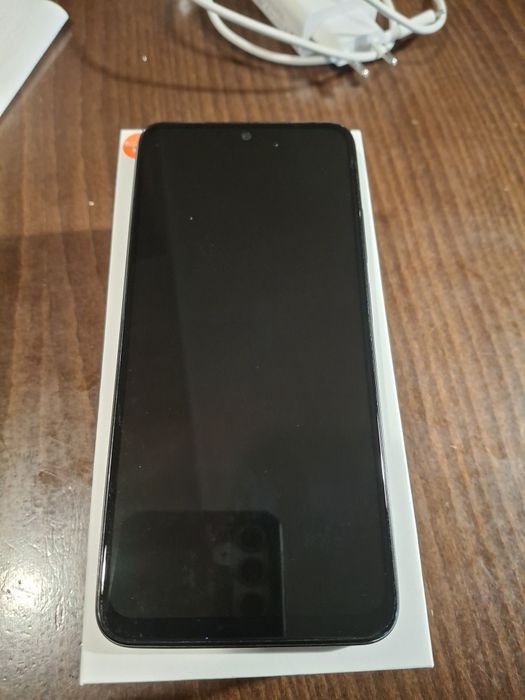 Xiaomi 12  256/8