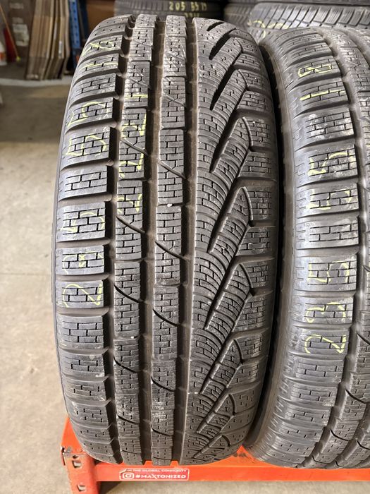 Anvelope iarna 235/55/18 Pirelli Winter Sottozero 2 235 55 18 R 18