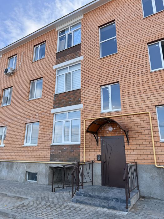 Продается 3 х комнатная квартира В Асане.