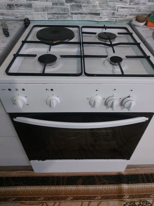 Продам газ плиту!!!